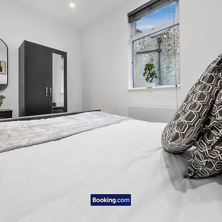 Modern, Central & Comfy Apt By Stay Smart Short Lets & Serviced Accommodation Deptford With Free Wifi London Exterior photo