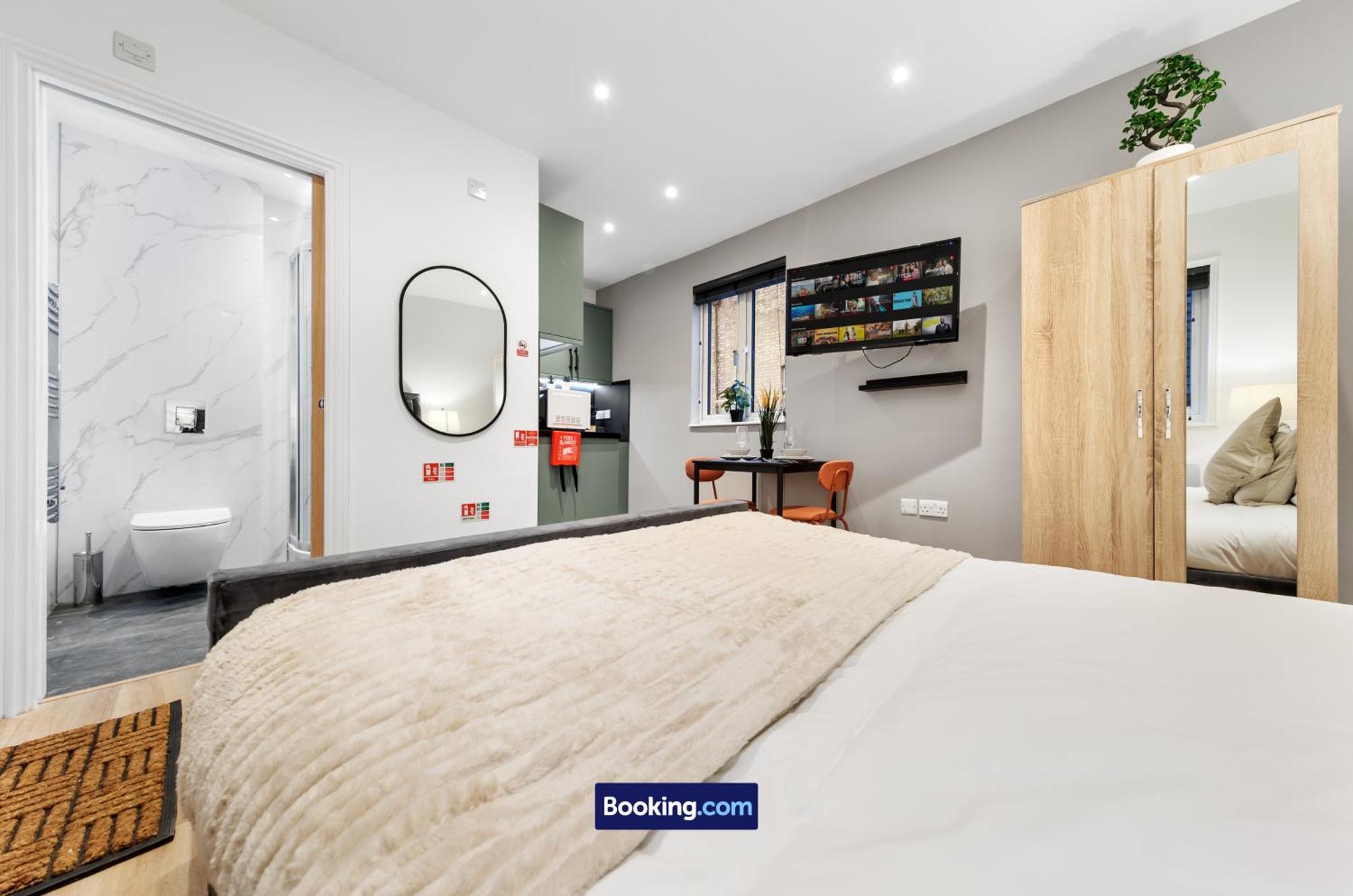 Apartment Modern, & Comfy By Smart Short Lets & Serviced Deptford With Free Wifi London