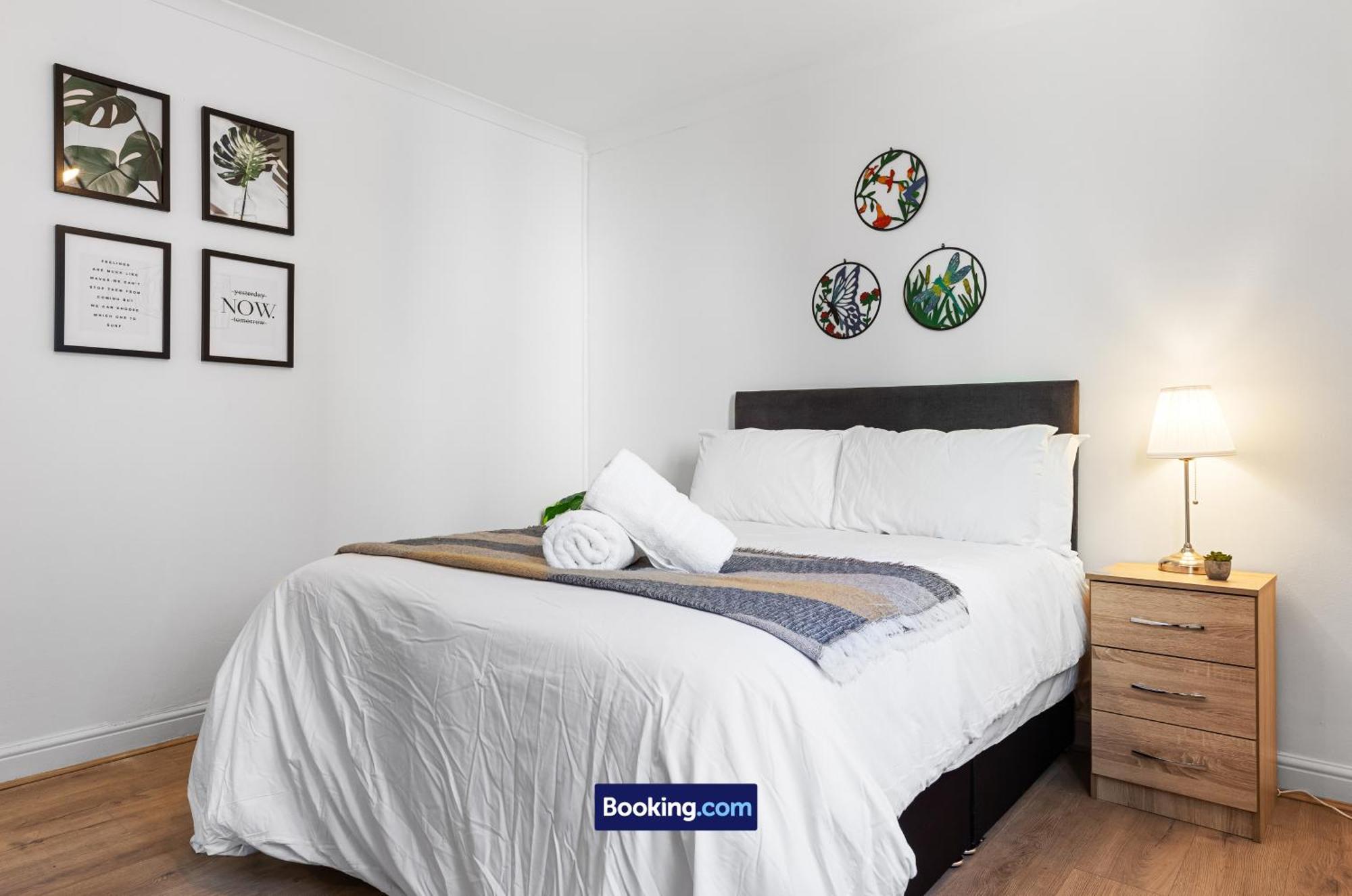 Apartment Modern, & Comfy By Smart Short Lets & Serviced Deptford With Free Wifi London