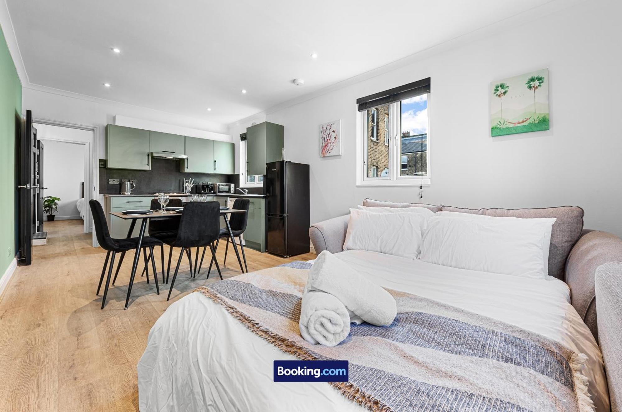 Apartment Modern, & Comfy By Smart Short Lets & Serviced Deptford With Free Wifi London
