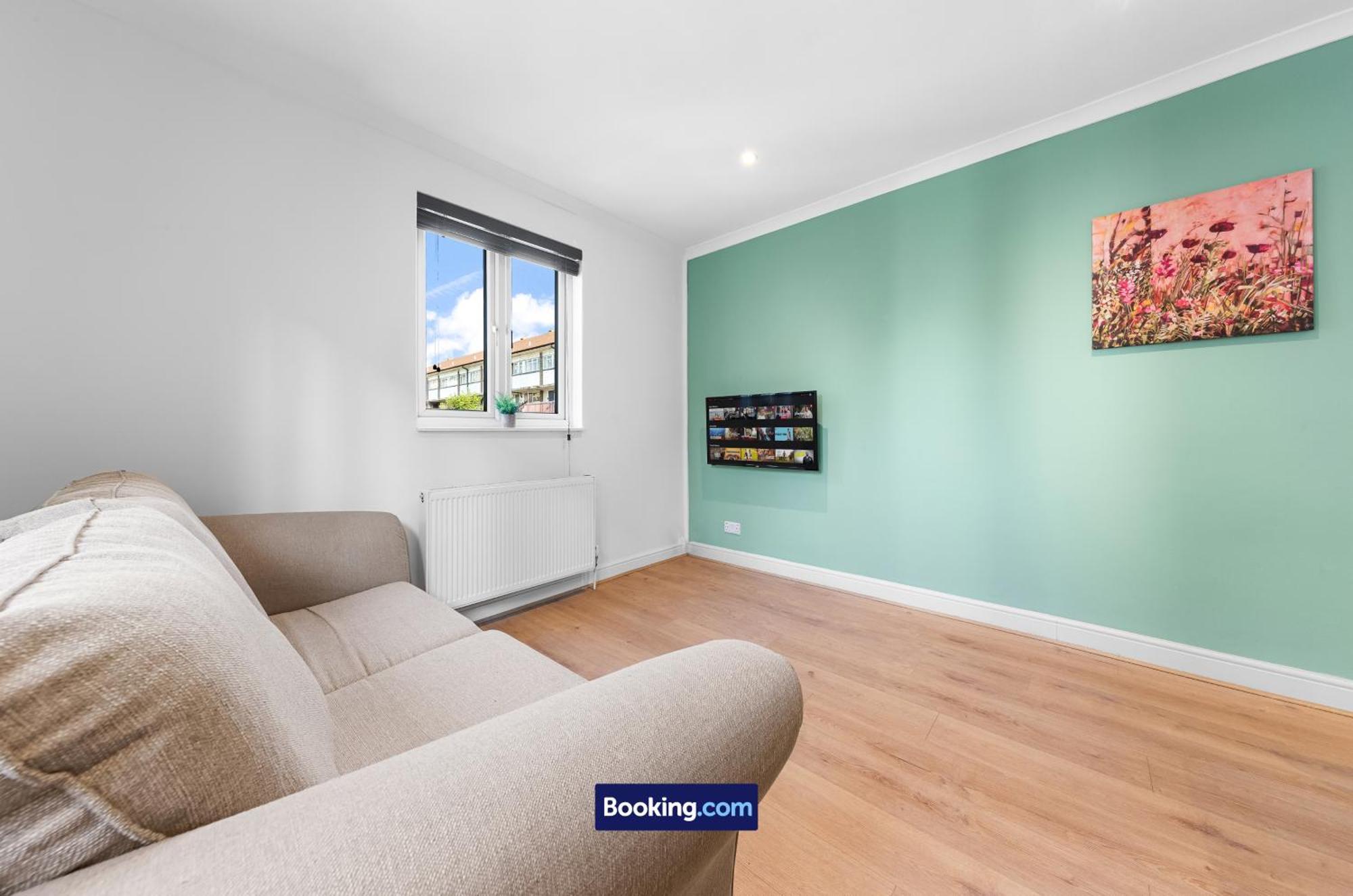 Modern, & Comfy By Smart Short Lets & Serviced Deptford With Free Wifi Apartment London