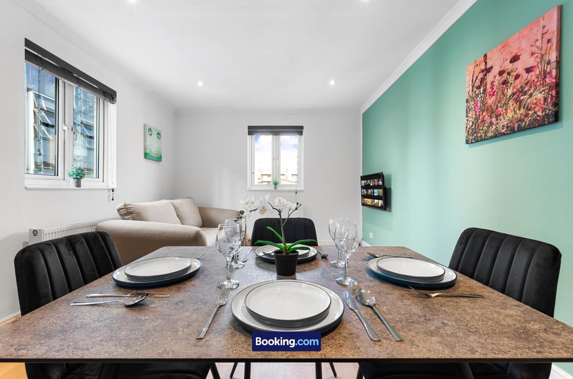 Modern, & Comfy By Smart Short Lets & Serviced Deptford With Free Wifi Apartment
